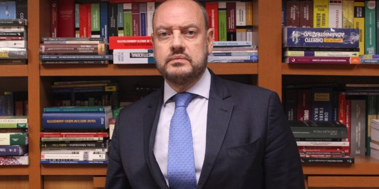 RJ deve aderir ao Propag até o fim do mês e mira crédito na Petrobras